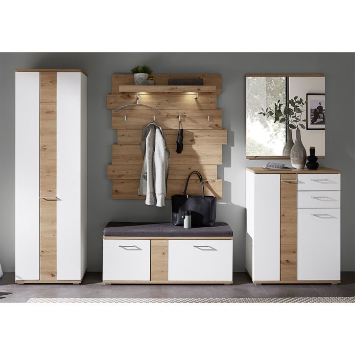 Dəhliz dolabı sadə